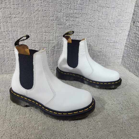 Dr. Martens 2976 Womens Size US 5 White Smooth Leather Platform Chelsea Boot NEW - Picture 5 of 8